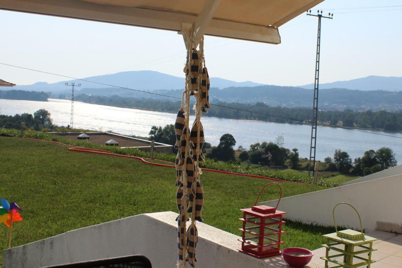 River-Side Villa วีลาโนวา เด เซอร์เวย์รา ภายนอก รูปภาพ