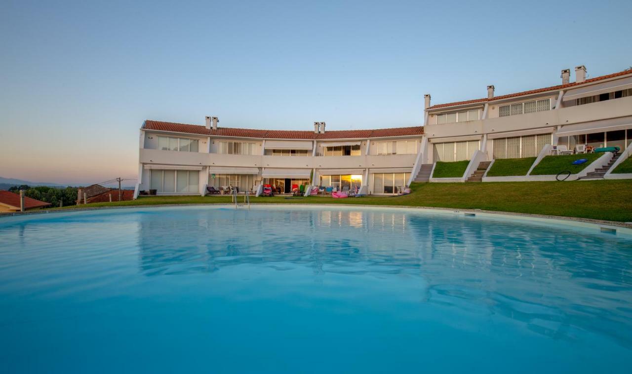 River-Side Villa วีลาโนวา เด เซอร์เวย์รา ภายนอก รูปภาพ