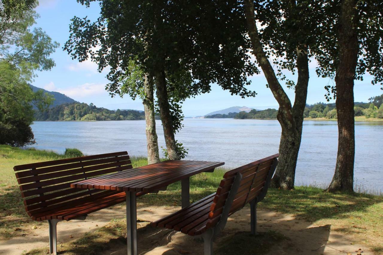 River-Side Villa วีลาโนวา เด เซอร์เวย์รา ภายนอก รูปภาพ