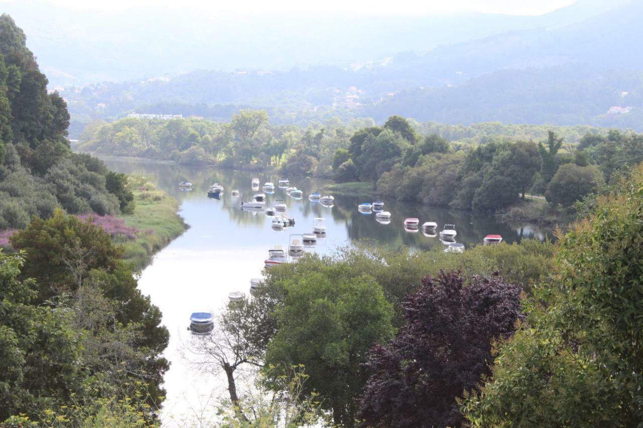 River-Side Villa วีลาโนวา เด เซอร์เวย์รา ภายนอก รูปภาพ