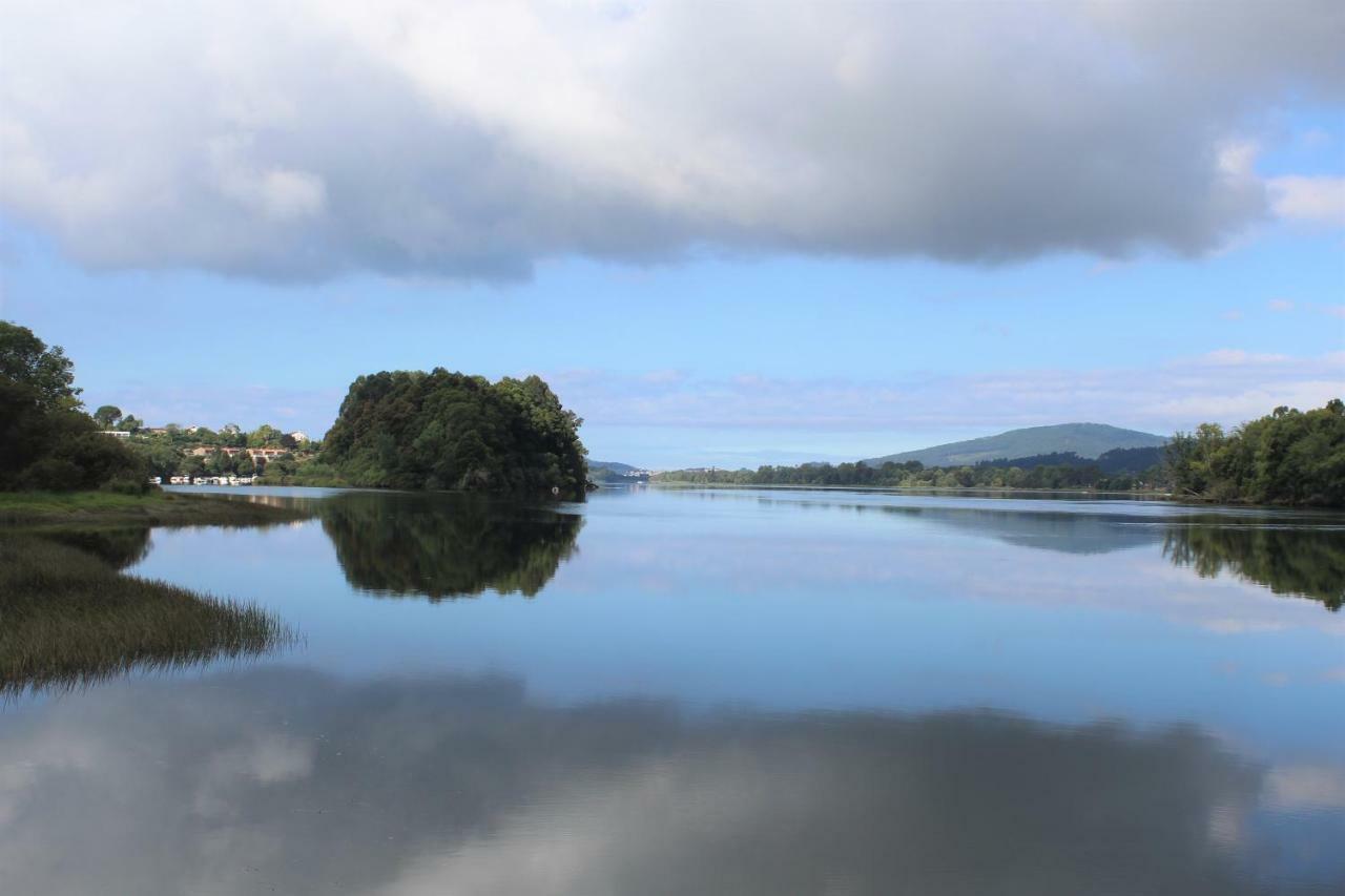 River-Side Villa วีลาโนวา เด เซอร์เวย์รา ภายนอก รูปภาพ